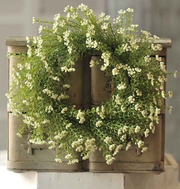 candle ring - white astilbe