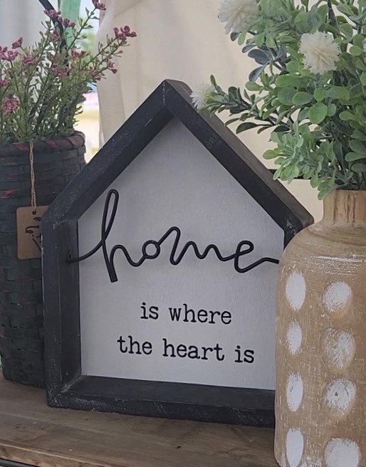 Farmhouse "Home is where the heart is"   Wall Hanging