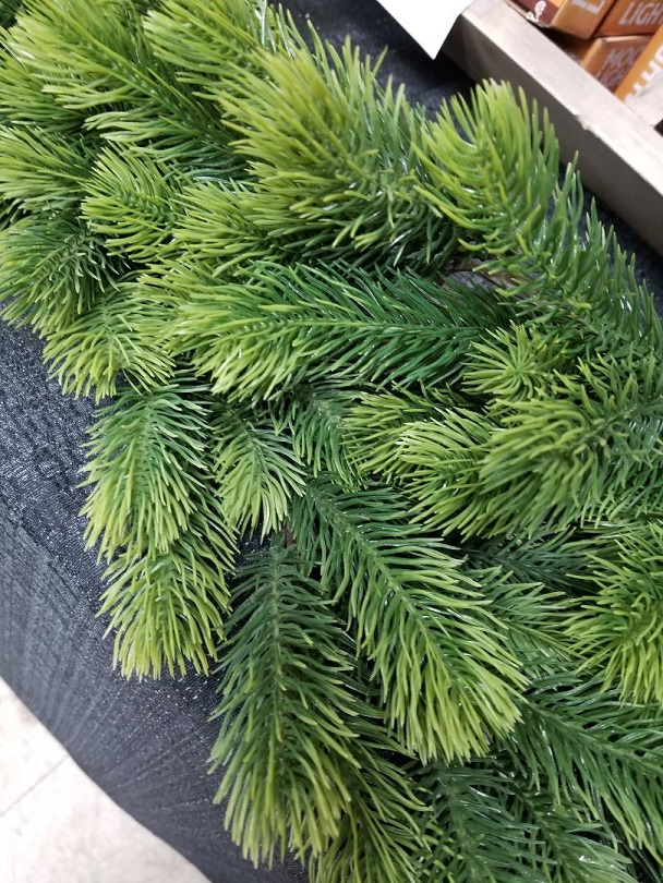 pine (soft) 6 ft garland